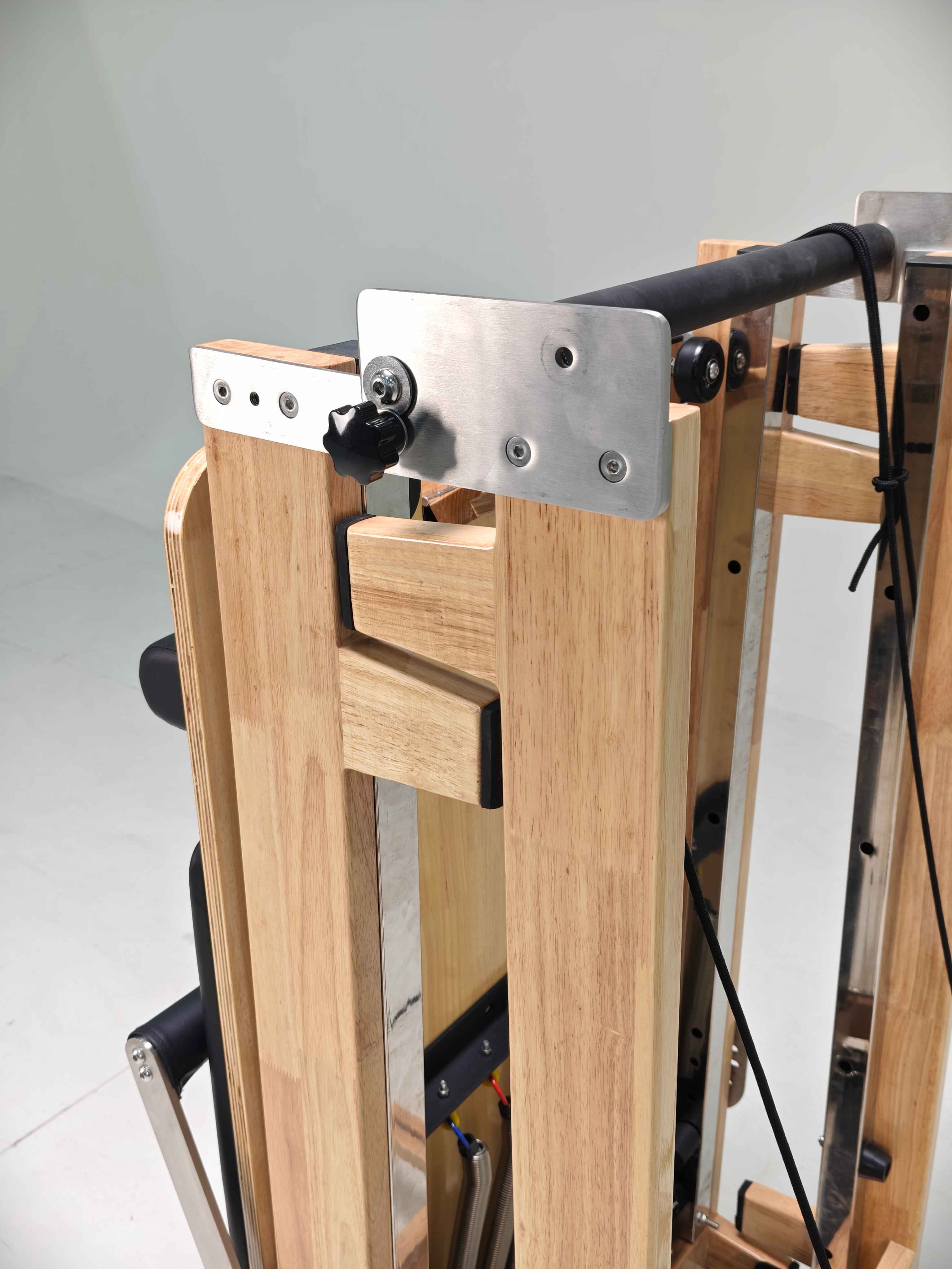 Commercial Foldable Oak & Alum - Pilates & Yoga Tina Fehrenbach 评论和价格